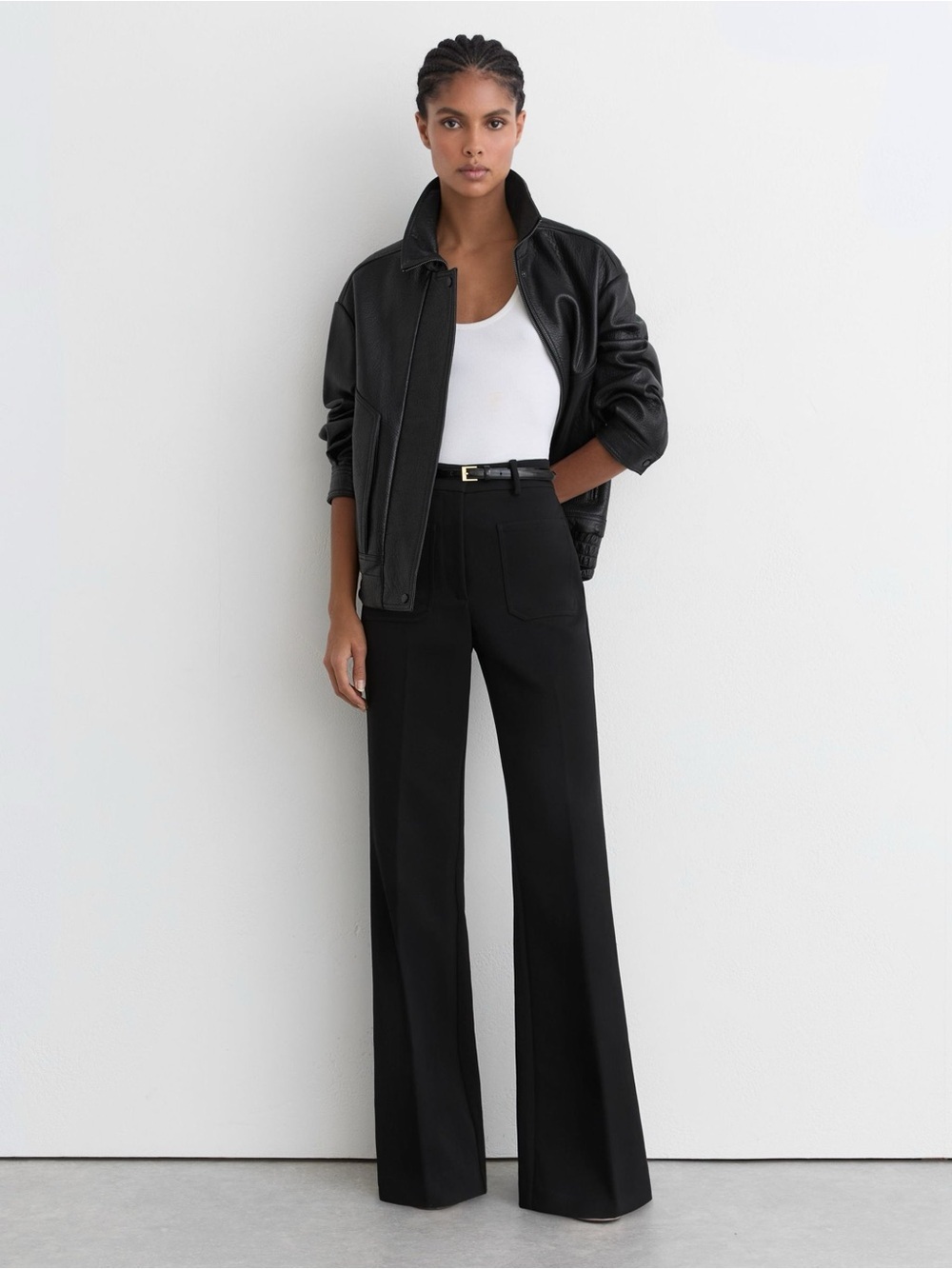 REISS Priya Twill Patch-Pocket Flared Trousers in Black | Size US 4 UK 8